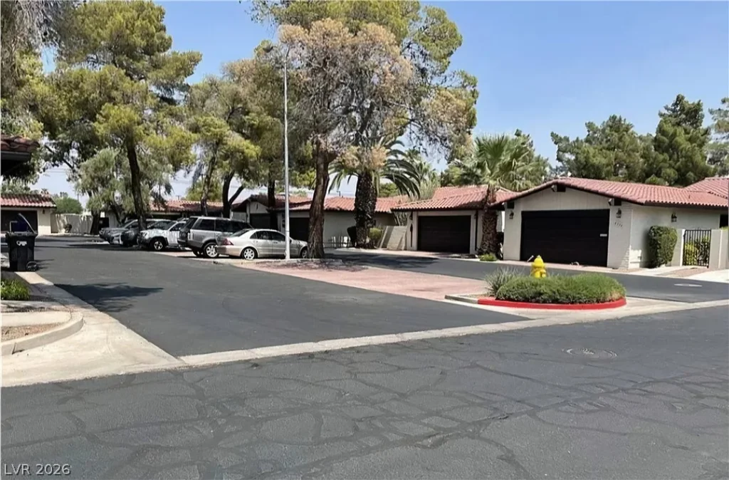 4214 Whippoorwill, Las Vegas, NV 89121