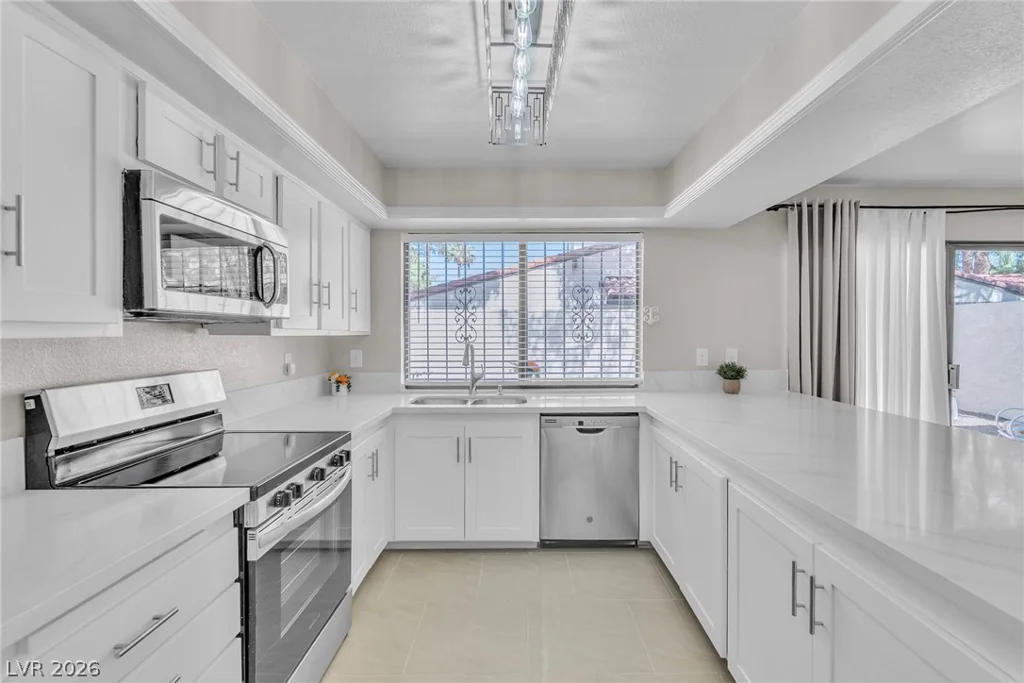 4214 Whippoorwill, Las Vegas, NV 89121