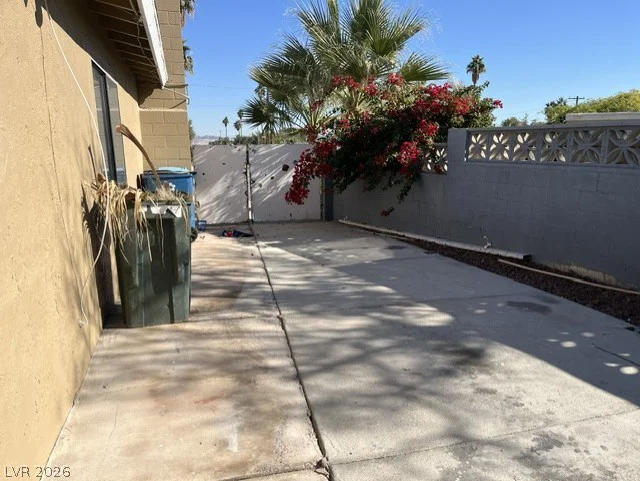 1904 Chapman, Las Vegas, NV 89104