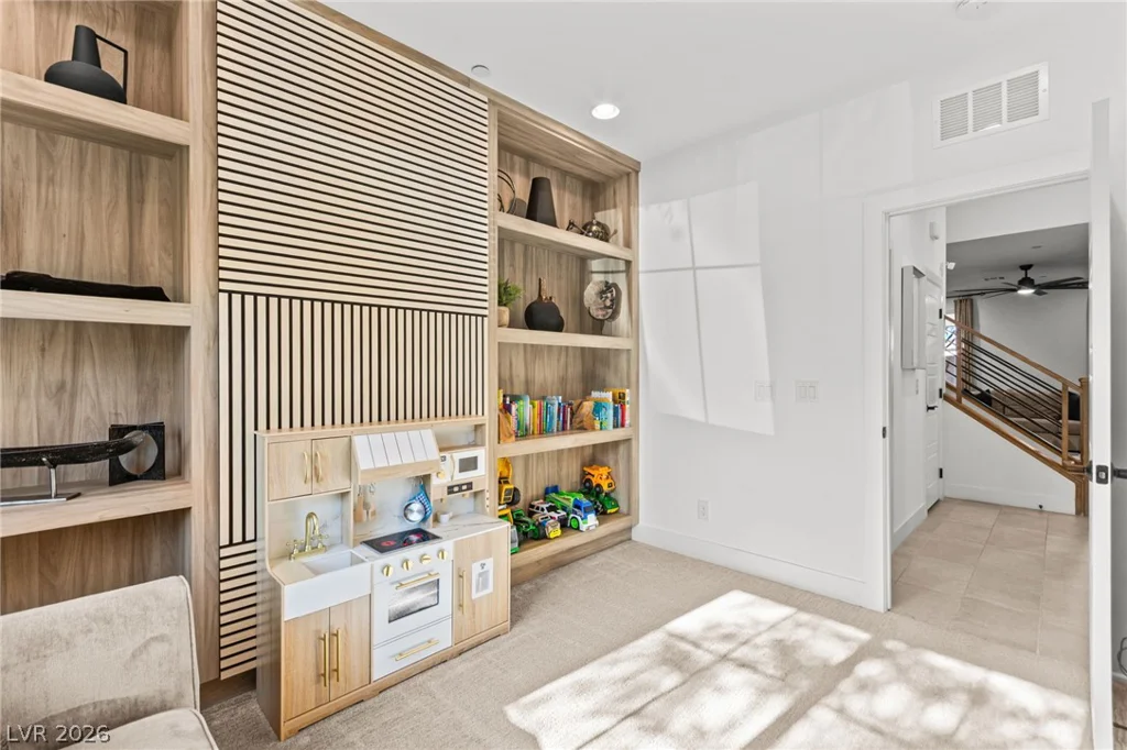 8596 Luse, Las Vegas, NV 89166
