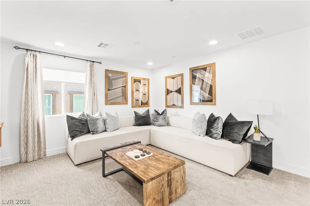 8596 Luse, Las Vegas, NV 89166