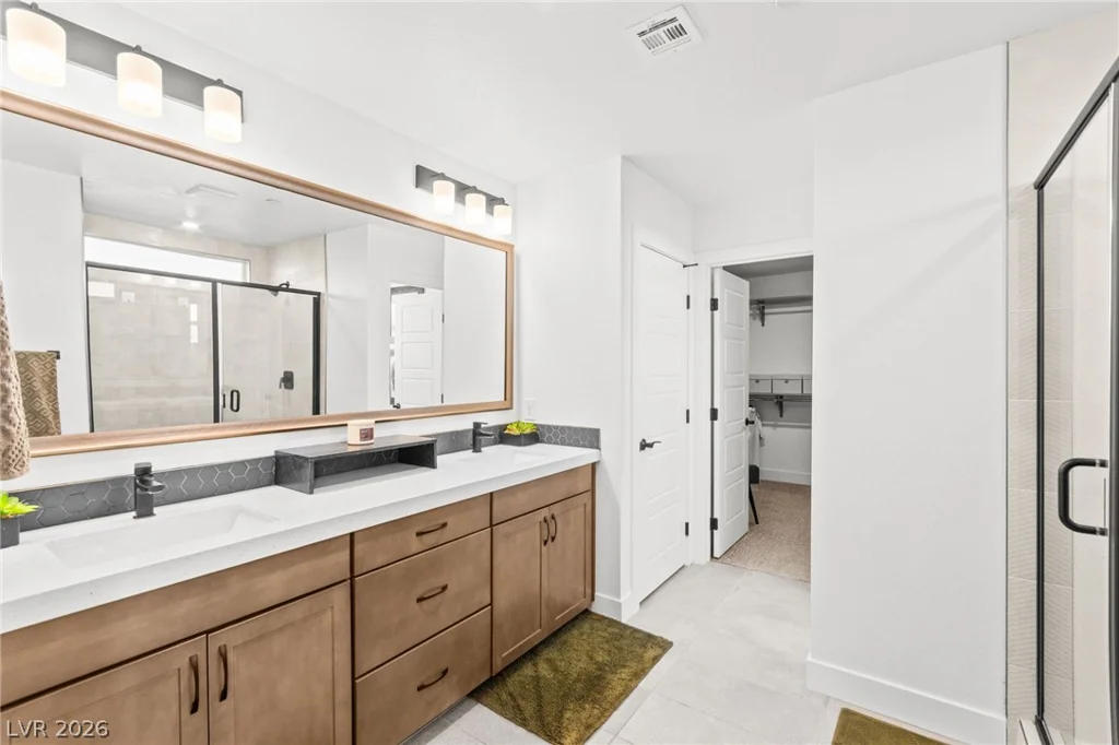 8596 Luse, Las Vegas, NV 89166