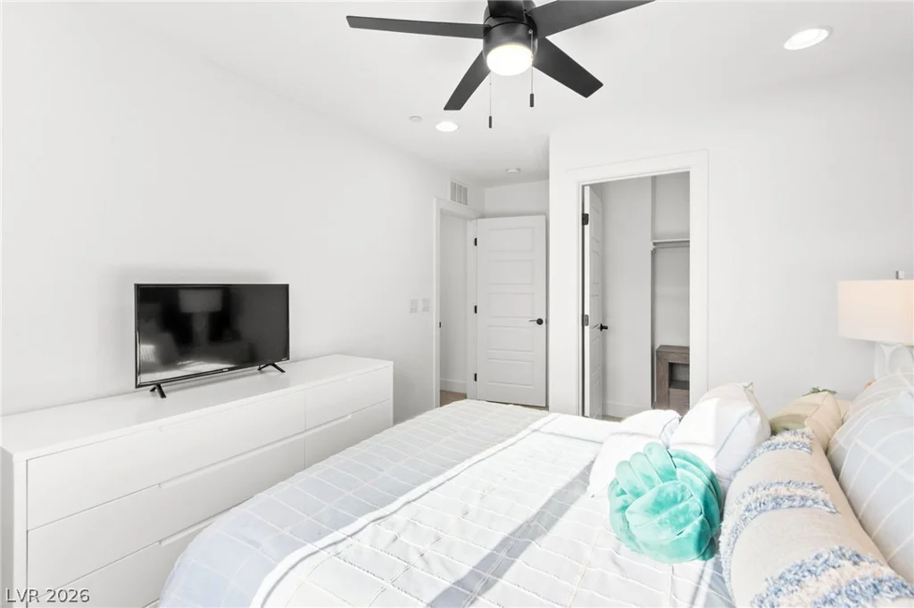 8596 Luse, Las Vegas, NV 89166