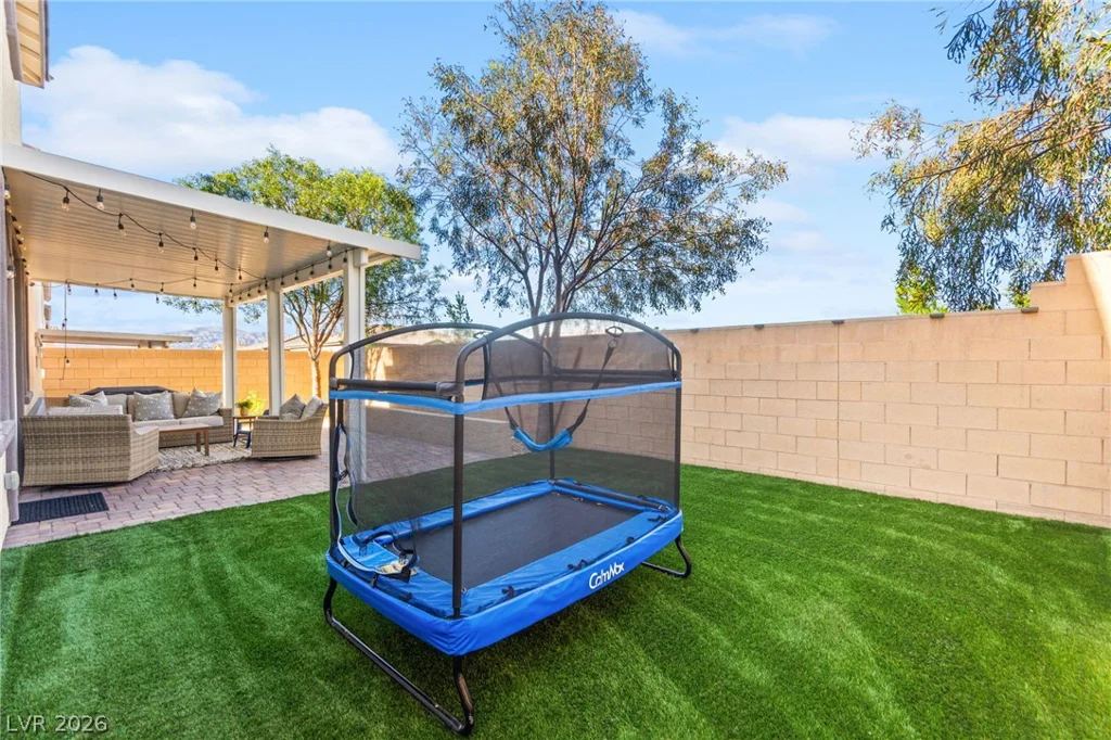 8596 Luse, Las Vegas, NV 89166