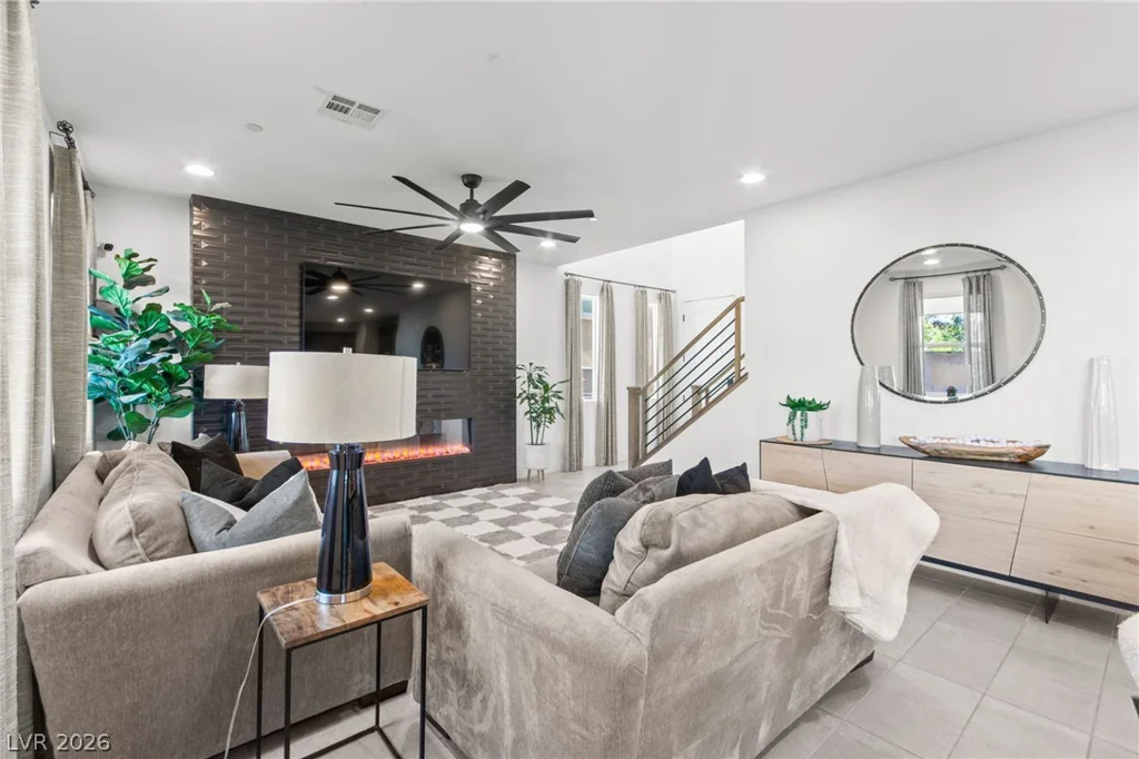 8596 Luse, Las Vegas, NV 89166