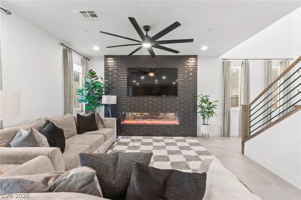 8596 Luse, Las Vegas, NV 89166