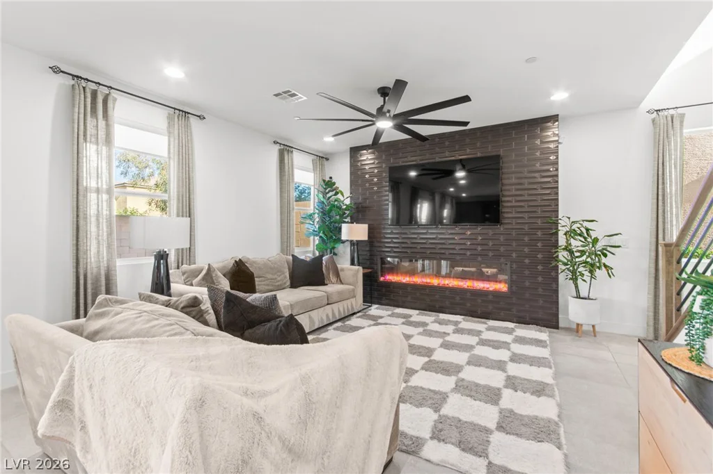 8596 Luse, Las Vegas, NV 89166