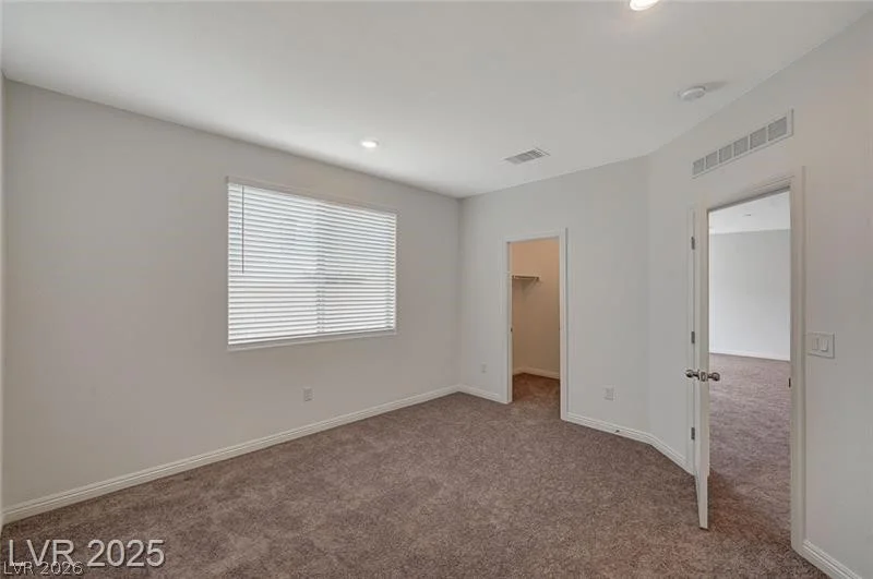 10198 Eden Mountain, Las Vegas, NV 89141