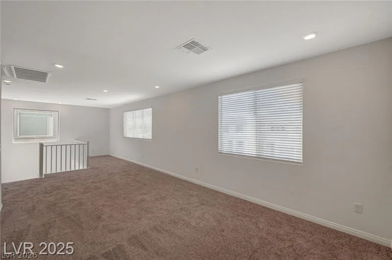 10198 Eden Mountain, Las Vegas, NV 89141