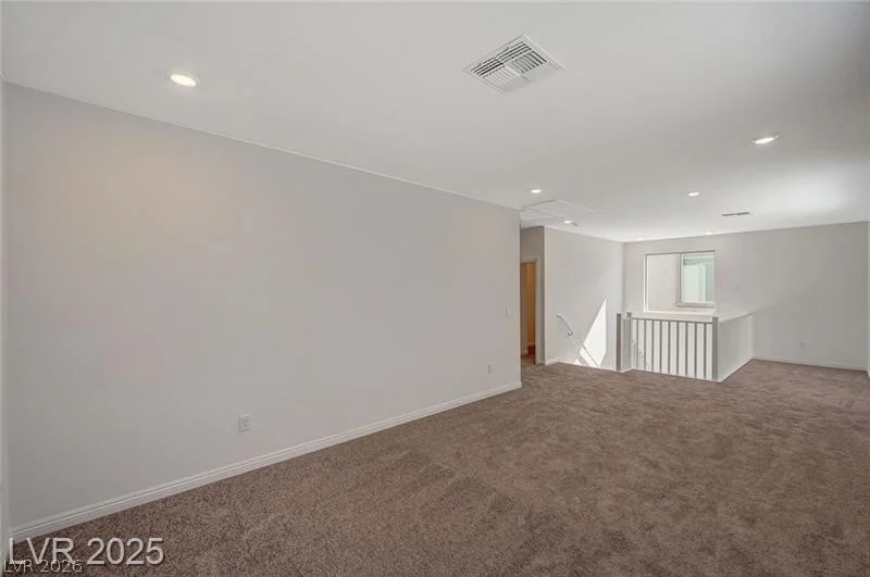 10198 Eden Mountain, Las Vegas, NV 89141