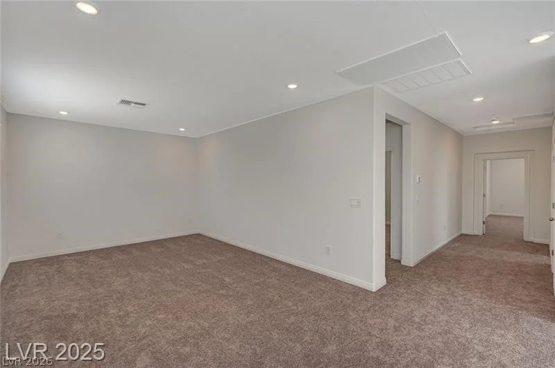 10198 Eden Mountain, Las Vegas, NV 89141