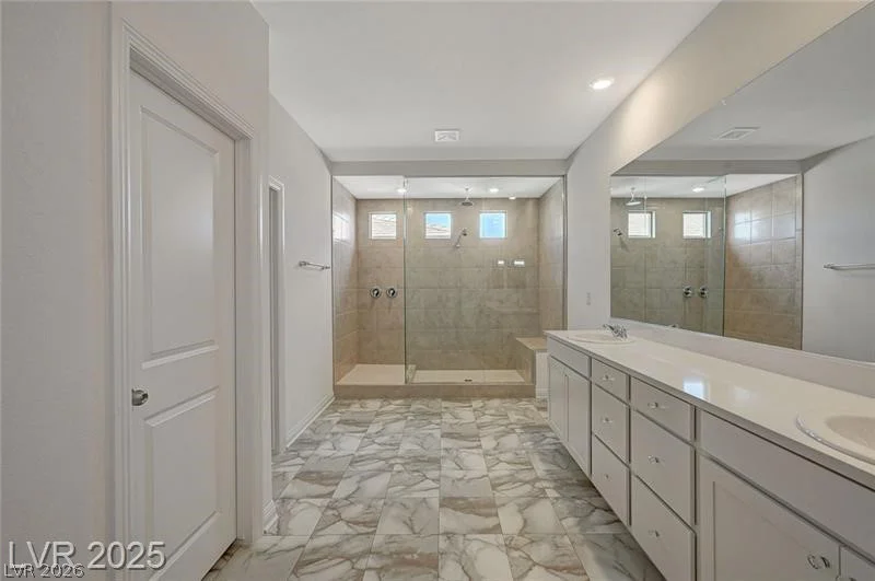 10198 Eden Mountain, Las Vegas, NV 89141