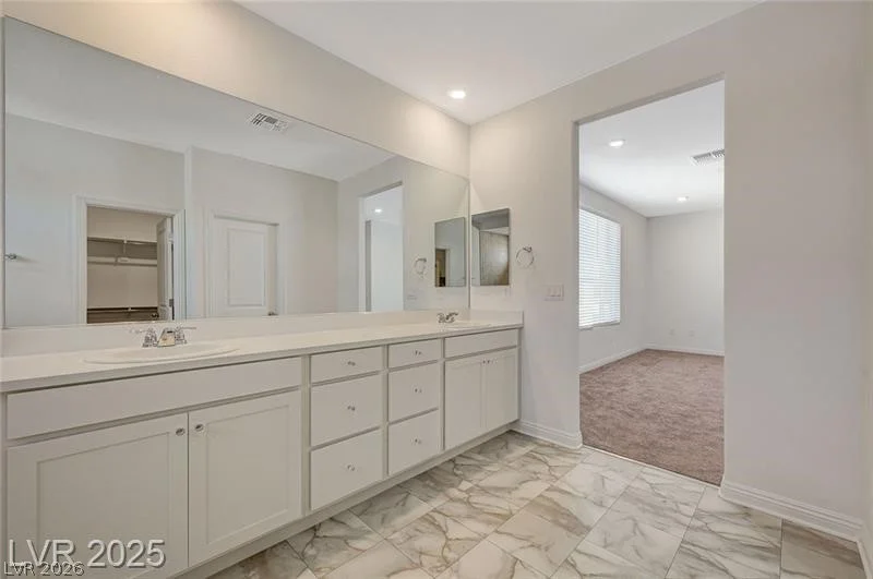 10198 Eden Mountain, Las Vegas, NV 89141