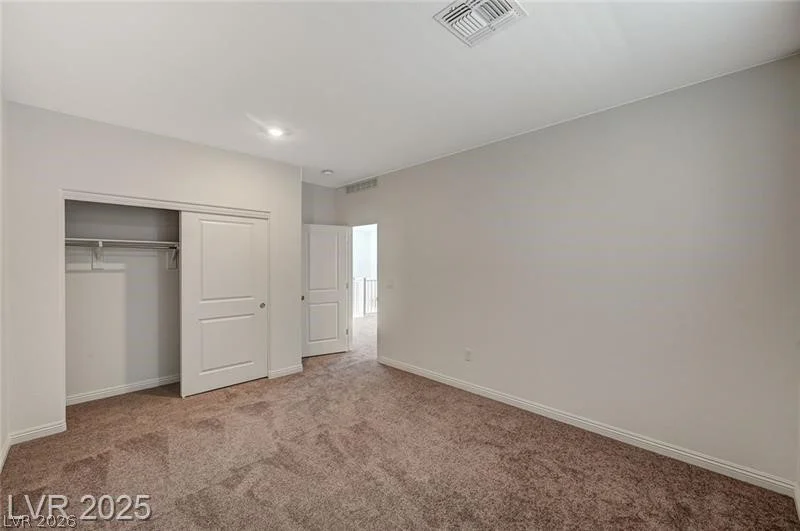 10198 Eden Mountain, Las Vegas, NV 89141