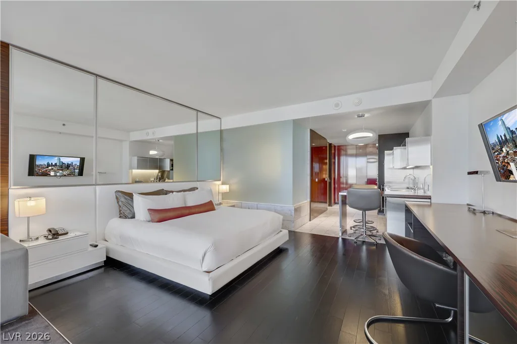 4381 Flamingo, Las Vegas, NV 89103