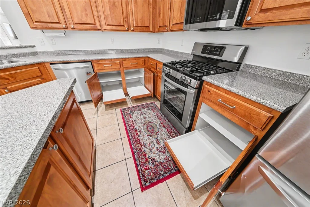 9864 Lake Austin, Las Vegas, NV 89148