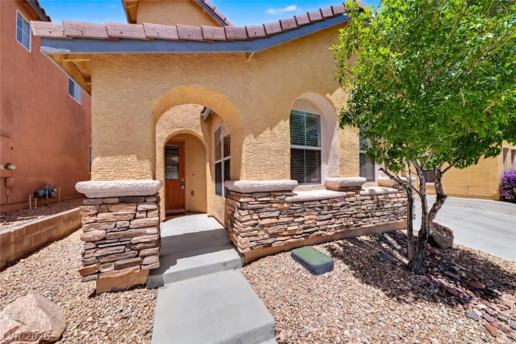 9864 Lake Austin, Las Vegas, NV 89148