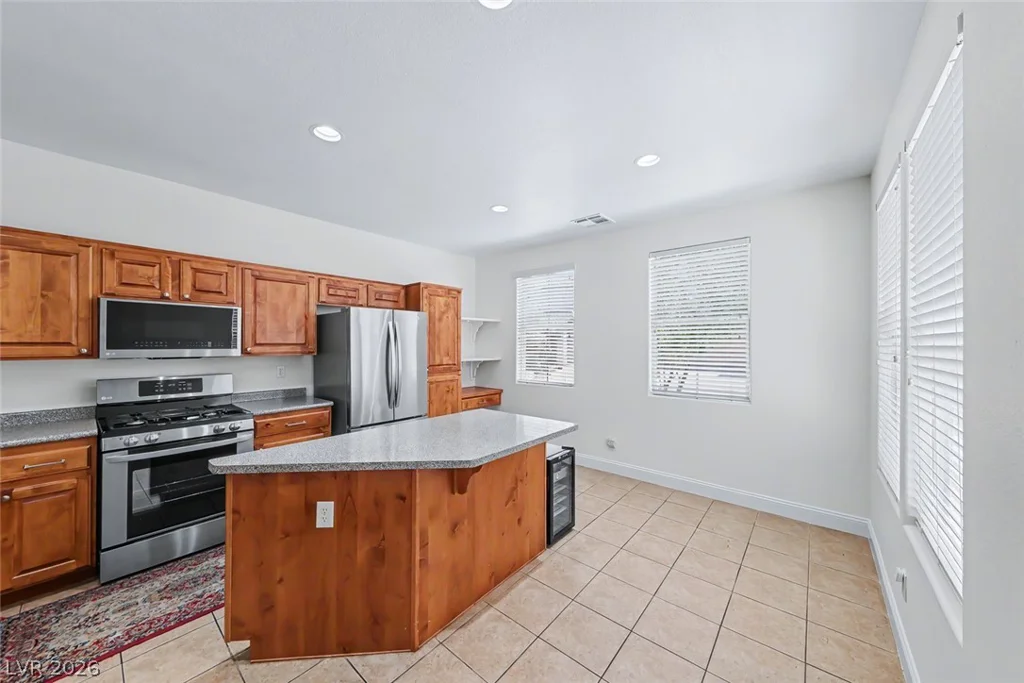 9864 Lake Austin, Las Vegas, NV 89148