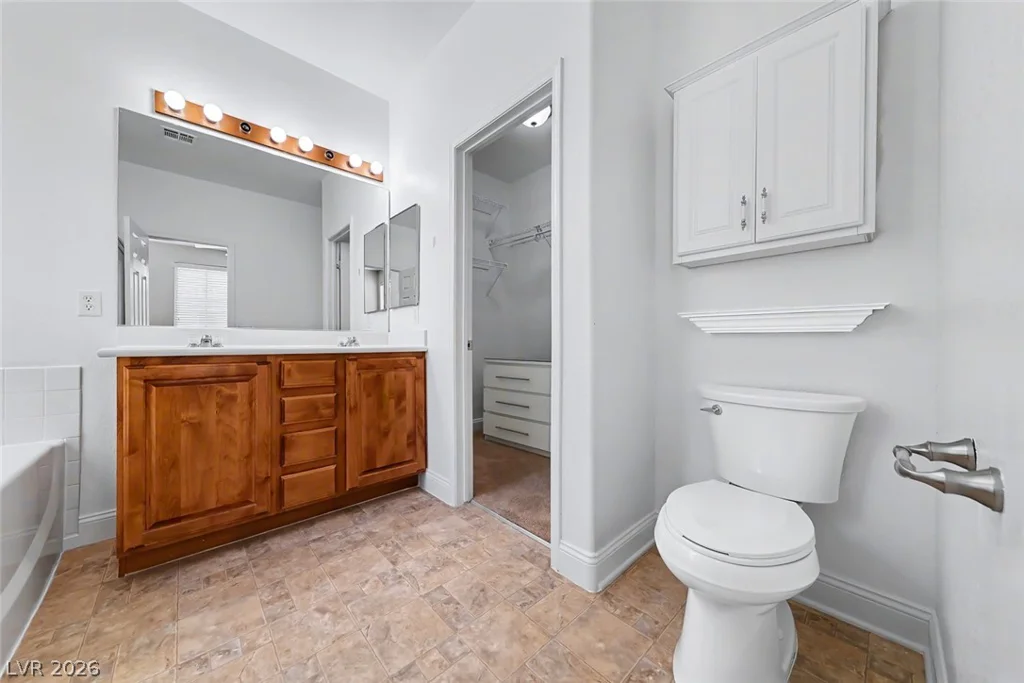 9864 Lake Austin, Las Vegas, NV 89148
