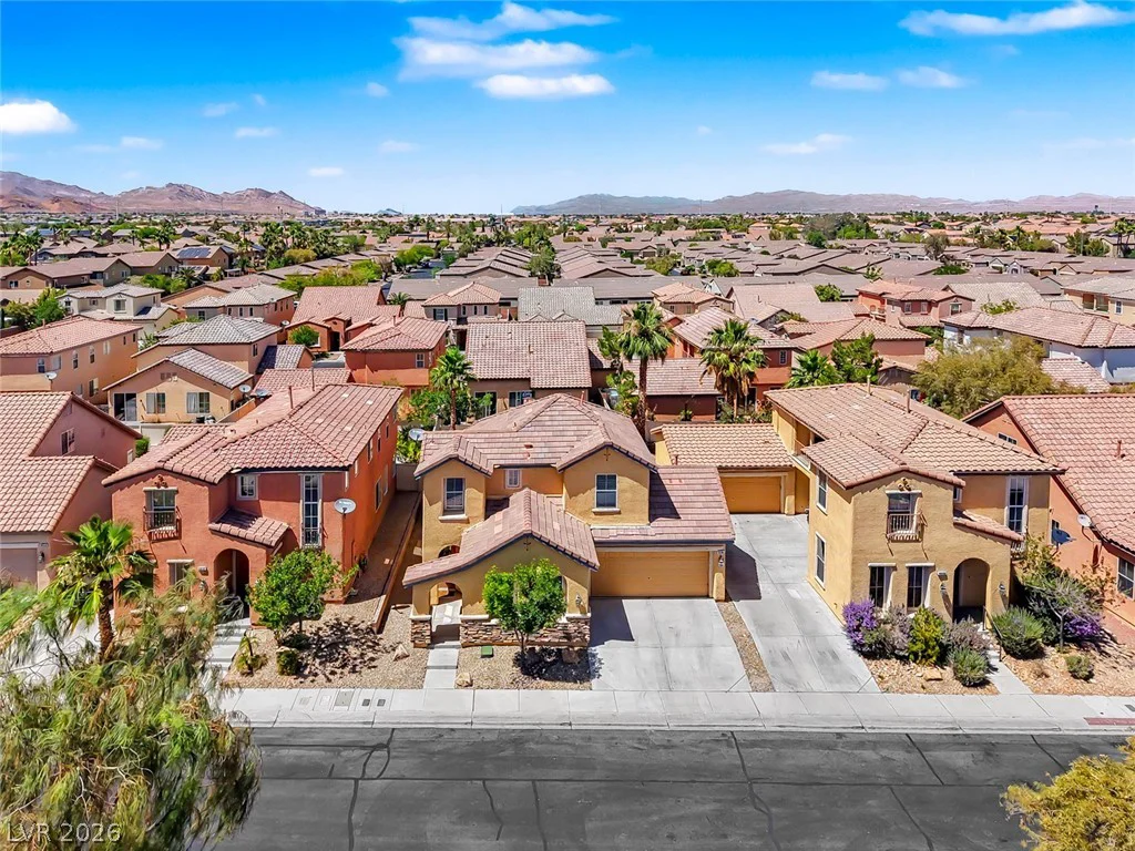 9864 Lake Austin, Las Vegas, NV 89148