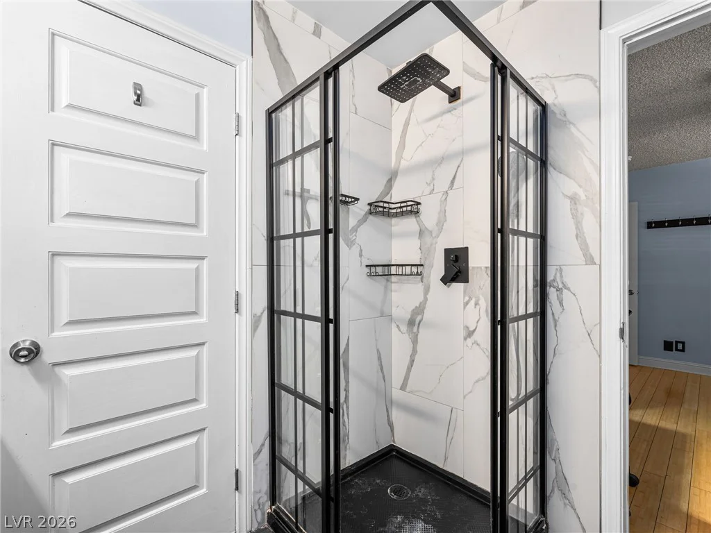 521 Sweeney, Las Vegas, NV 89104