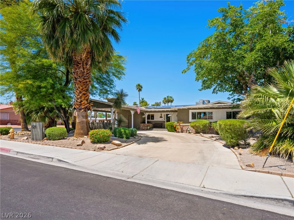 521 Sweeney, Las Vegas, NV 89104