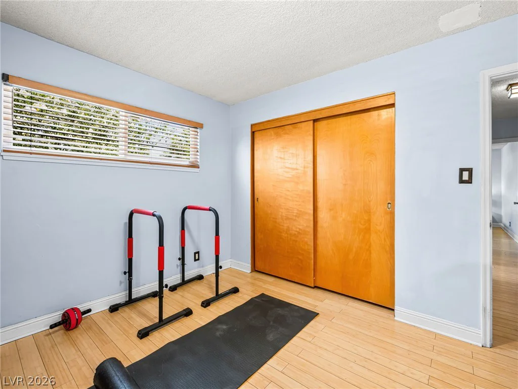 521 Sweeney, Las Vegas, NV 89104