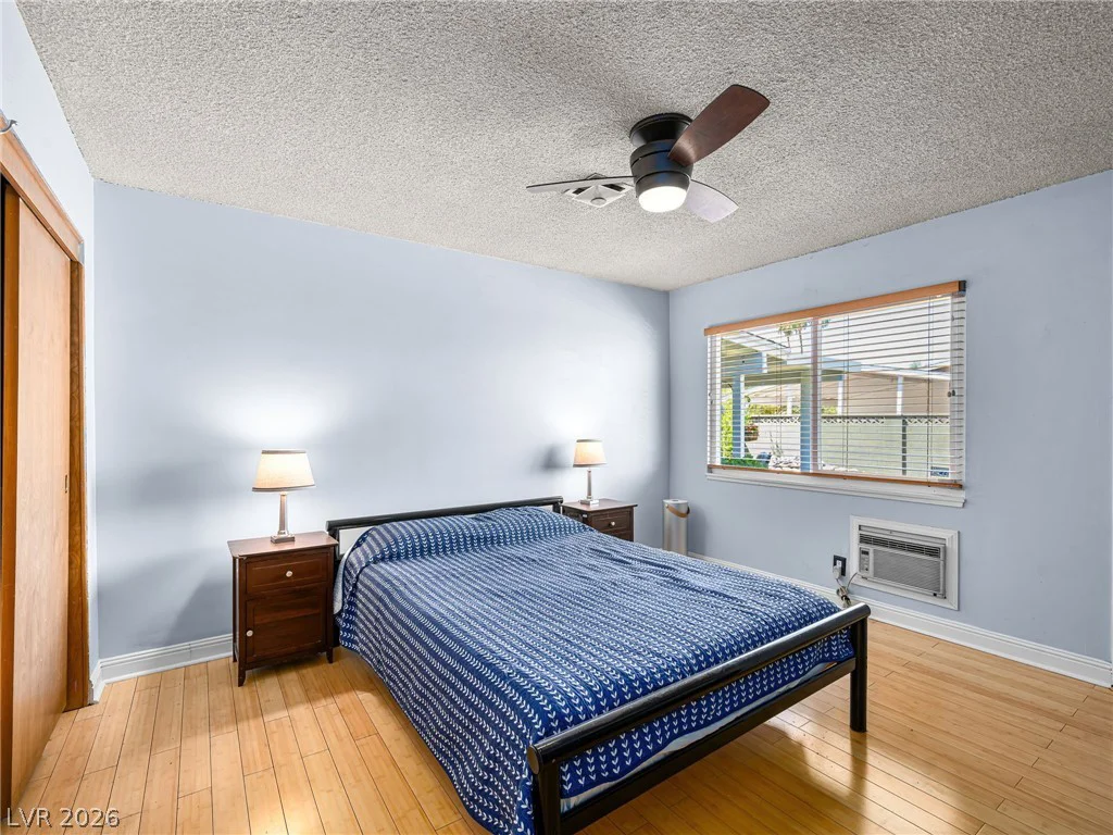 521 Sweeney, Las Vegas, NV 89104