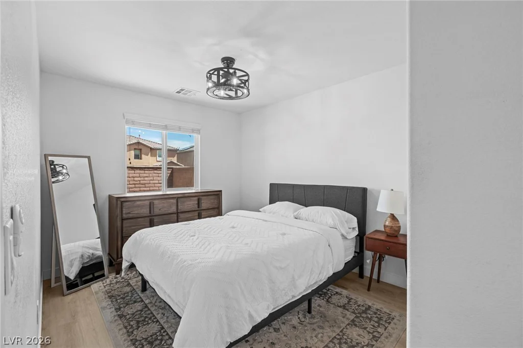 7250 Sterling Rock, Las Vegas, NV 89178