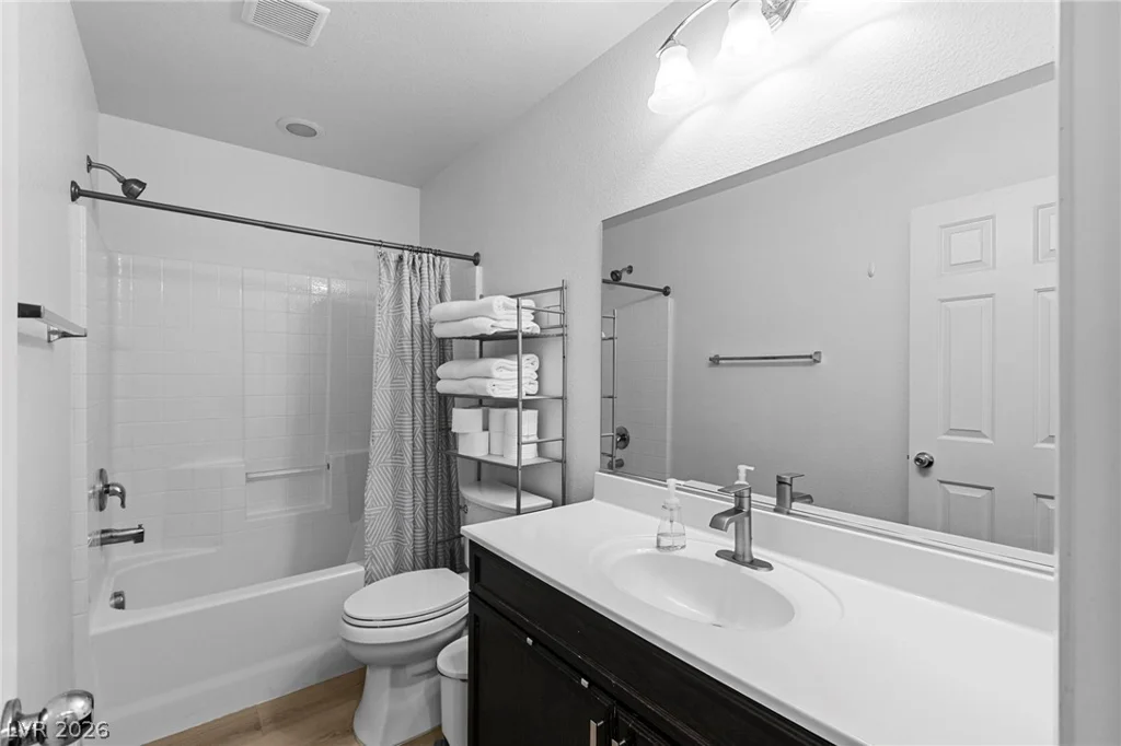 7250 Sterling Rock, Las Vegas, NV 89178