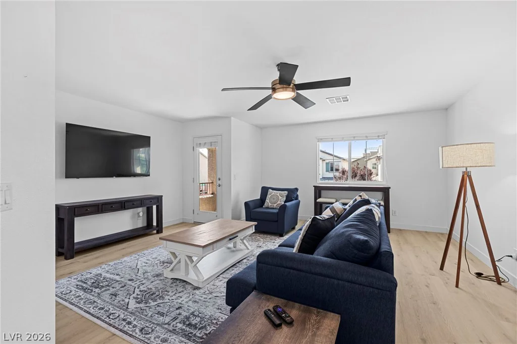 7250 Sterling Rock, Las Vegas, NV 89178