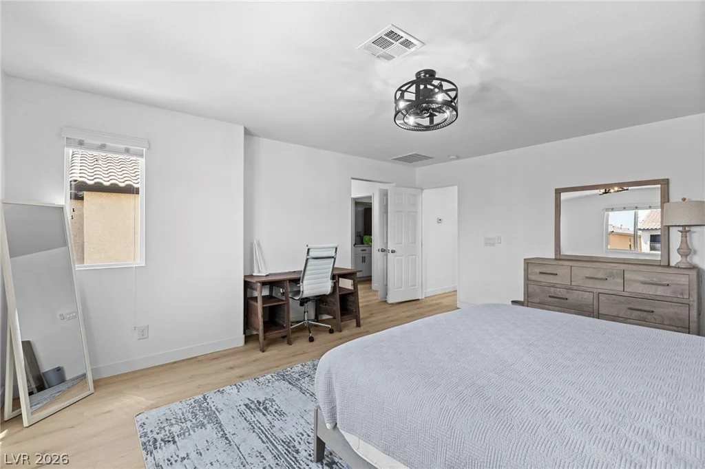 7250 Sterling Rock, Las Vegas, NV 89178