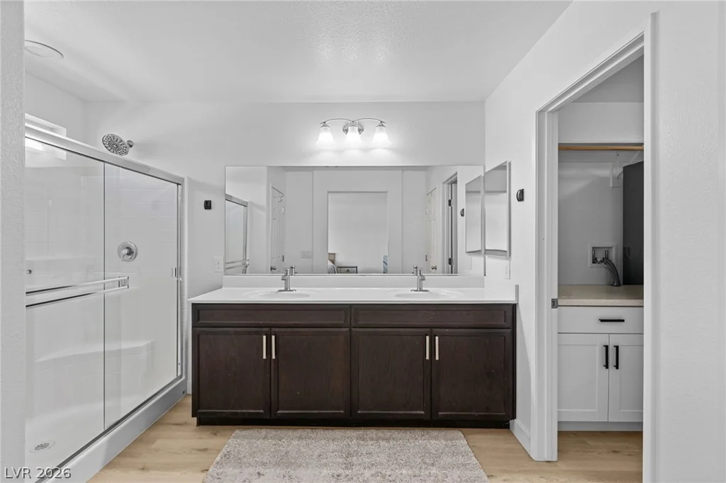 7250 Sterling Rock, Las Vegas, NV 89178