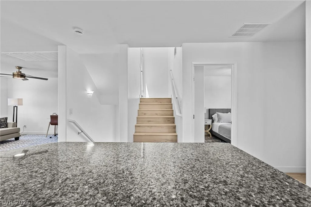 7250 Sterling Rock, Las Vegas, NV 89178