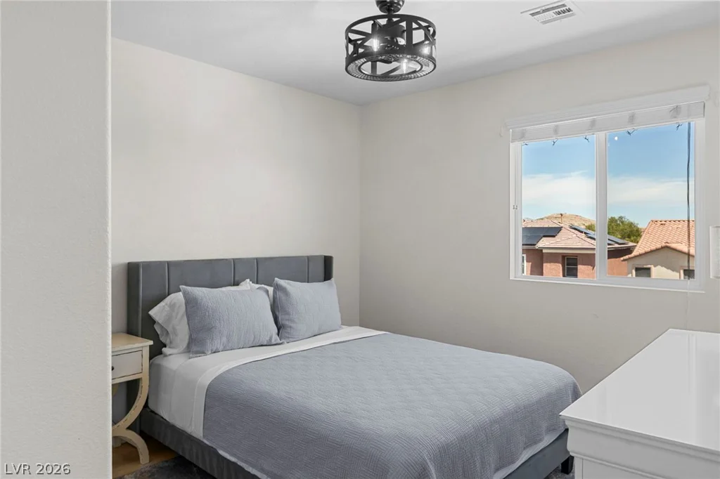 7250 Sterling Rock, Las Vegas, NV 89178