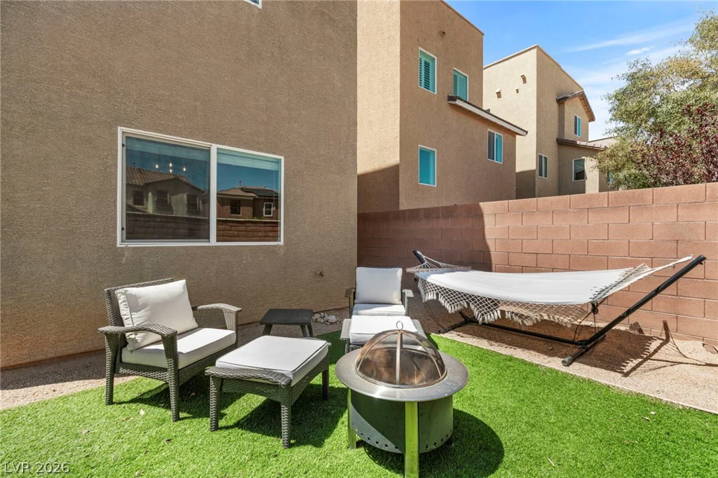7250 Sterling Rock, Las Vegas, NV 89178