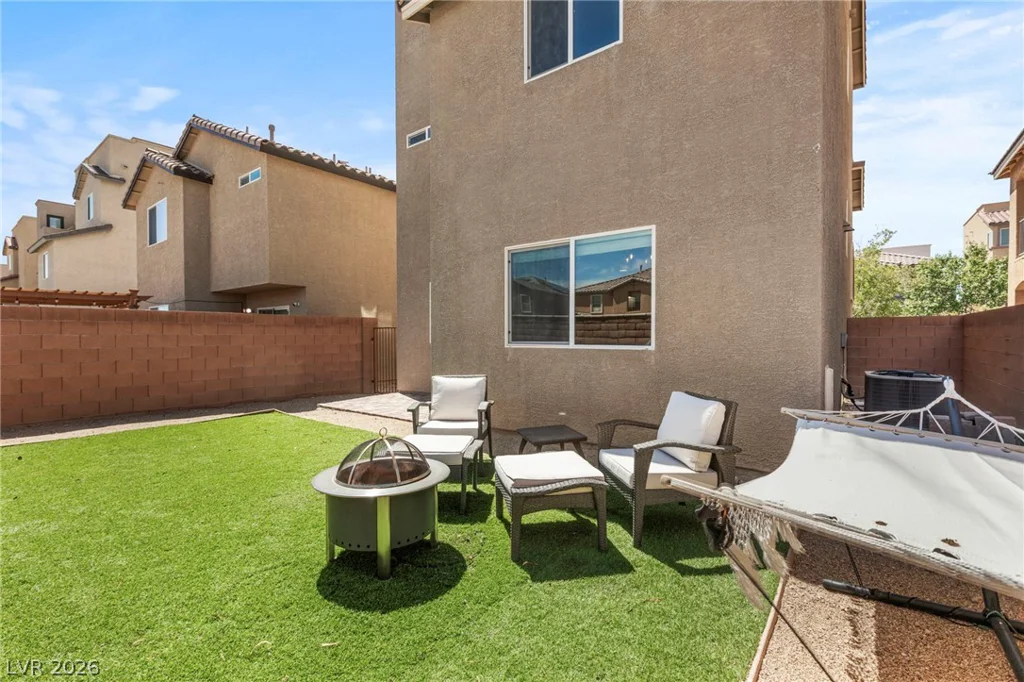 7250 Sterling Rock, Las Vegas, NV 89178