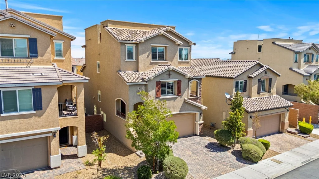 7250 Sterling Rock, Las Vegas, NV 89178