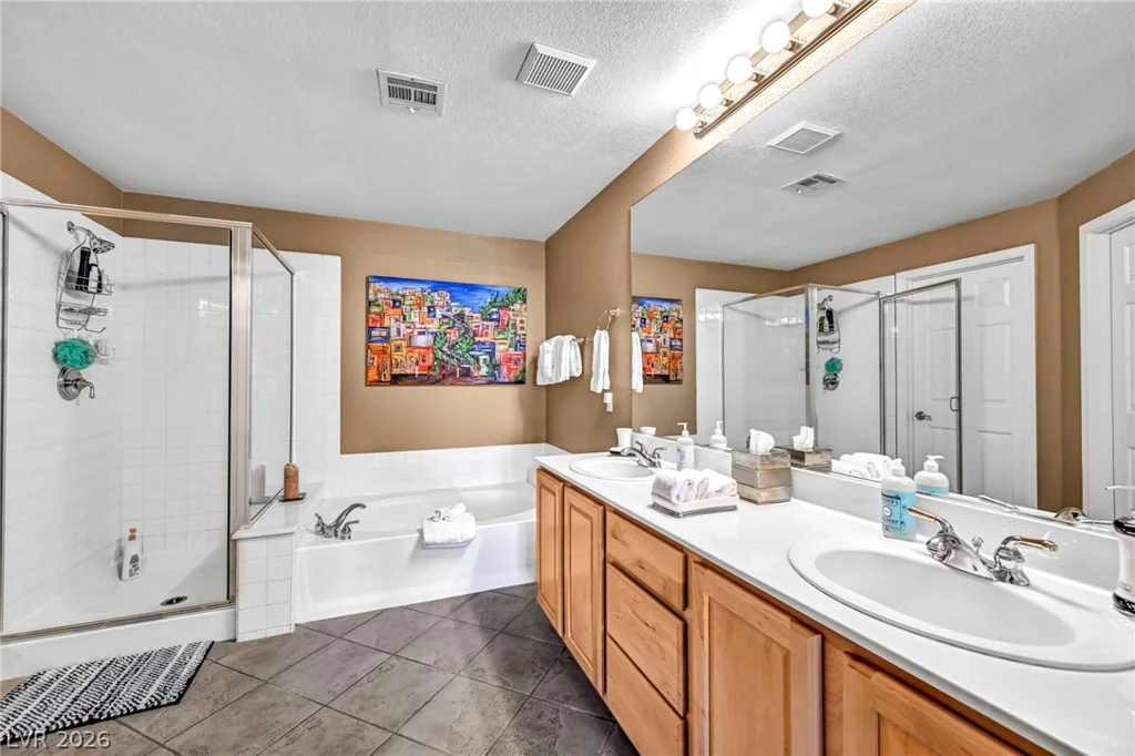 10730 Amber Ridge, Las Vegas, NV 89144