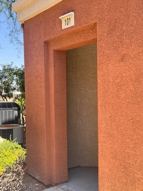 10730 Amber Ridge, Las Vegas, NV 89144