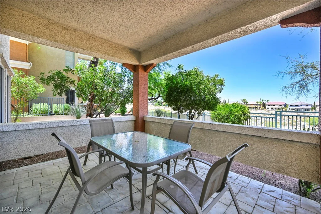 10730 Amber Ridge, Las Vegas, NV 89144