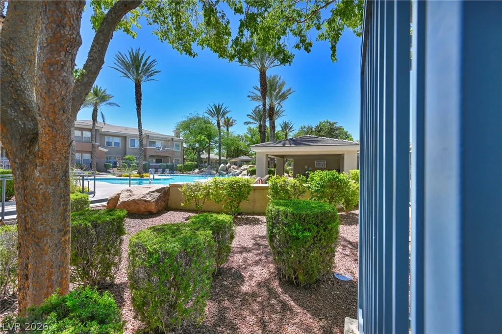 10730 Amber Ridge, Las Vegas, NV 89144