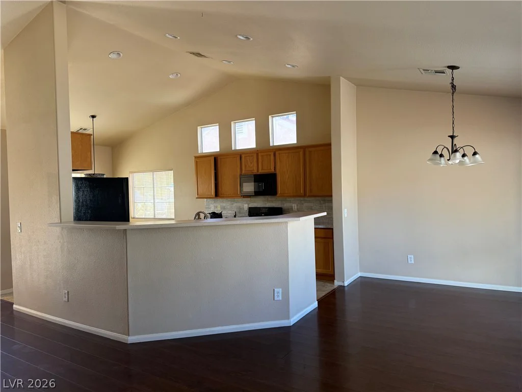 5937 Coleman, North Las Vegas, NV 89031