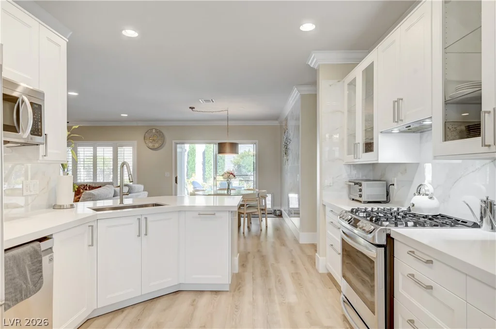 2106 Oliver Springs, Henderson, NV 89052