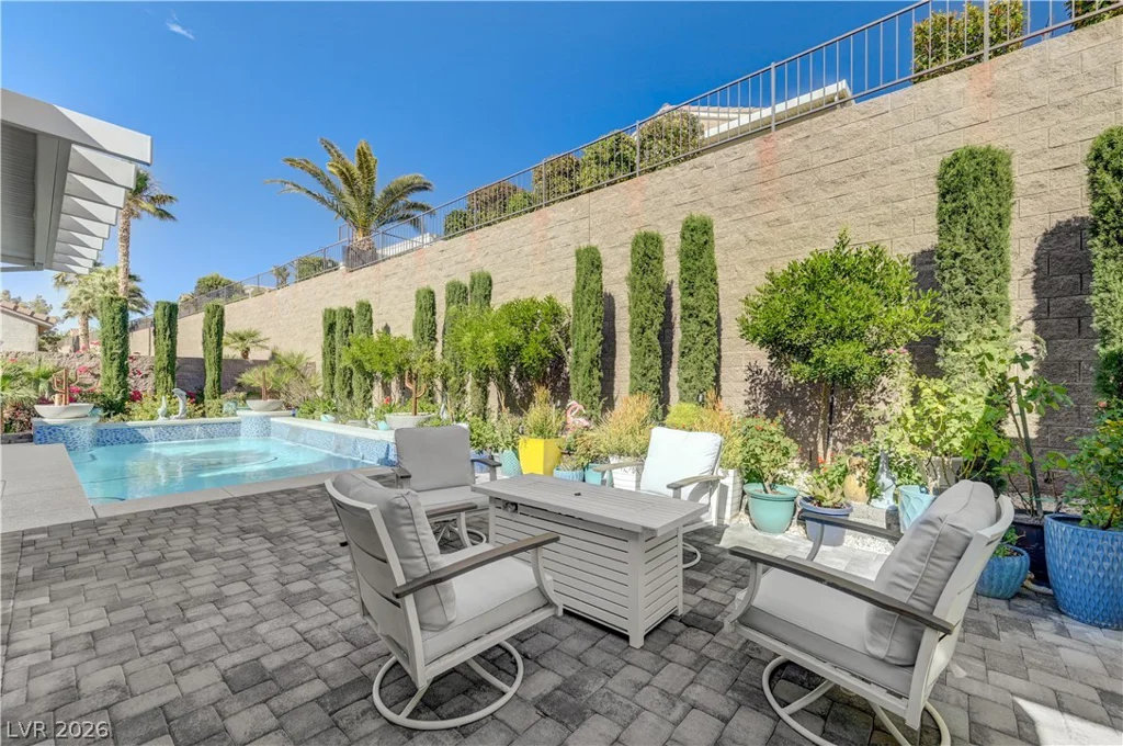 2106 Oliver Springs, Henderson, NV 89052