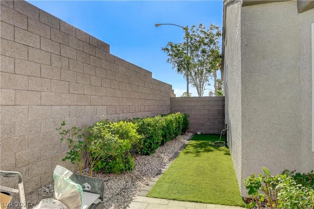 2106 Oliver Springs, Henderson, NV 89052