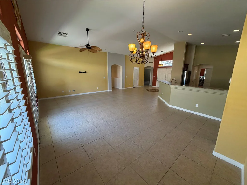 6410 Veranda Falls, Las Vegas, NV 89130