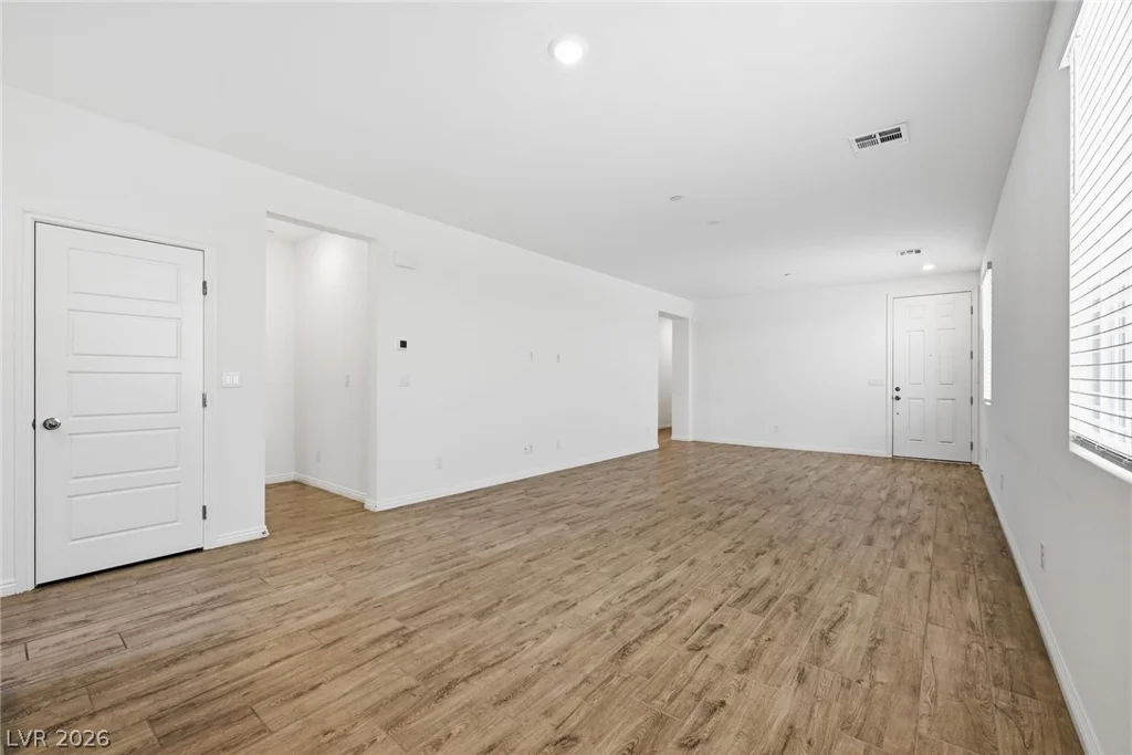 3706 Neblina, Henderson, NV 89052