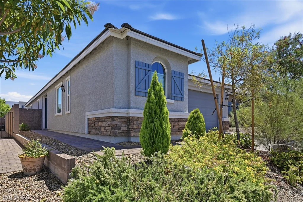 3706 Neblina, Henderson, NV 89052