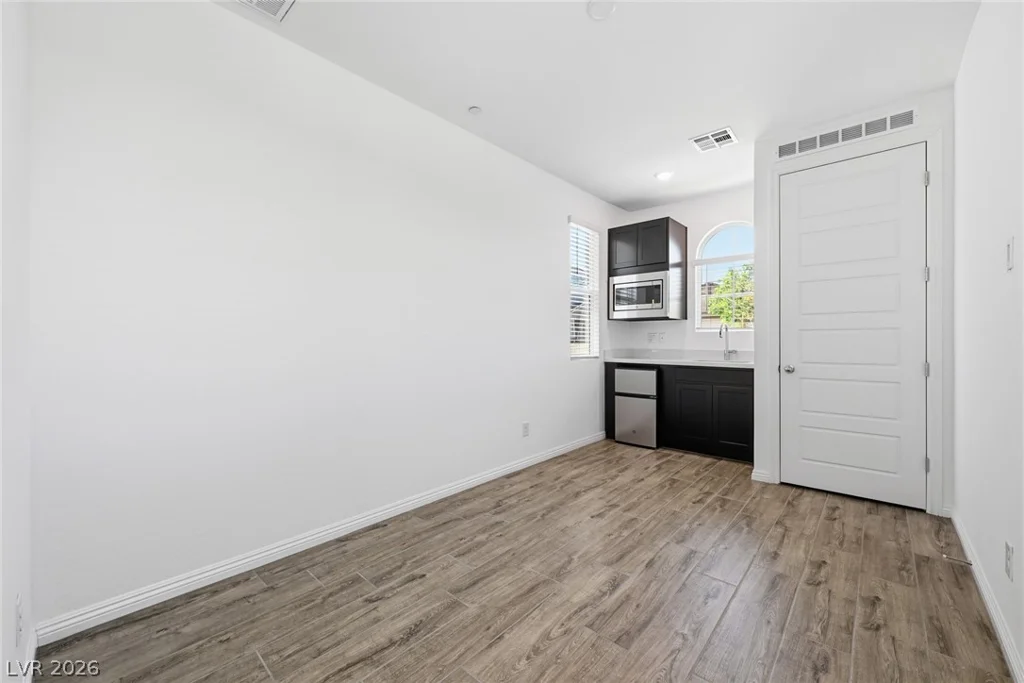 3706 Neblina, Henderson, NV 89052